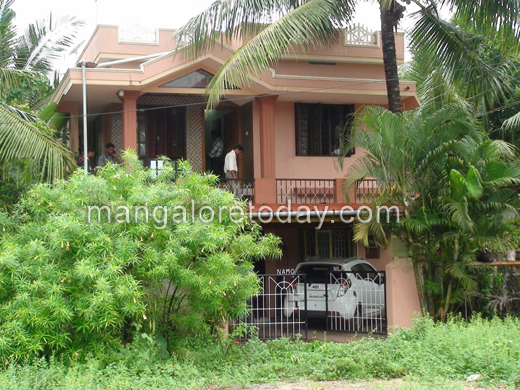 Lokayukta caught Chief officer of Ullal TMC